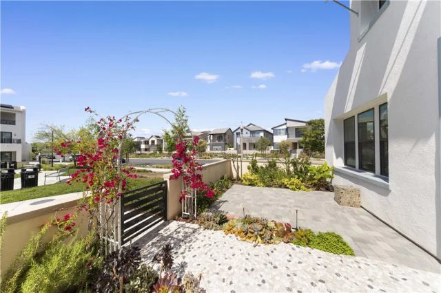 130 Yugen, Irvine, CA 92618