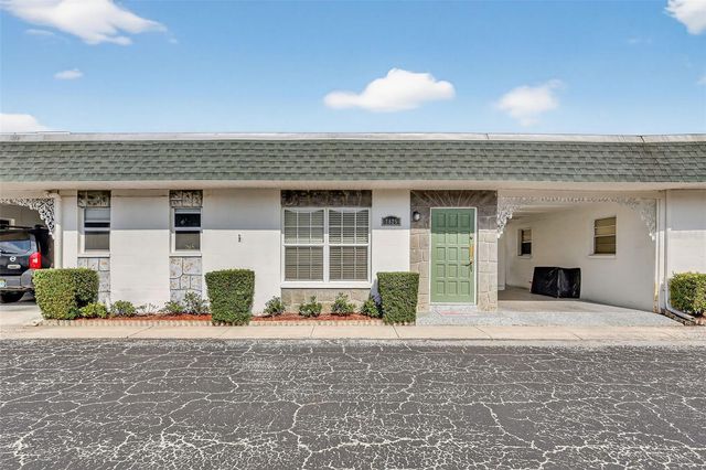 7825 38TH TERRACE N 7825, St Petersburg, FL 33709