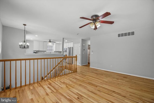 674 207 TH ST, Pasadena, MD 21122