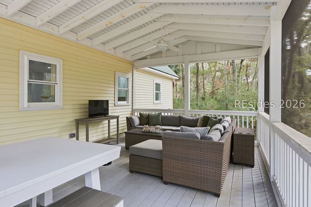 156 Carvin Rd, Daufuskie Island, SC 29915