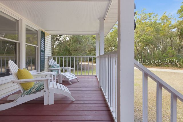 156 Carvin Rd, Daufuskie Island, SC 29915