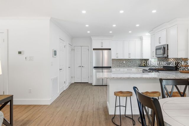 156 Carvin Rd, Daufuskie Island, SC 29915