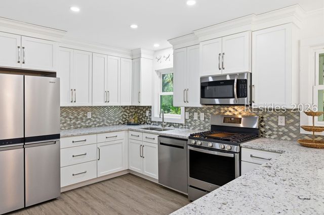 156 Carvin Rd, Daufuskie Island, SC 29915