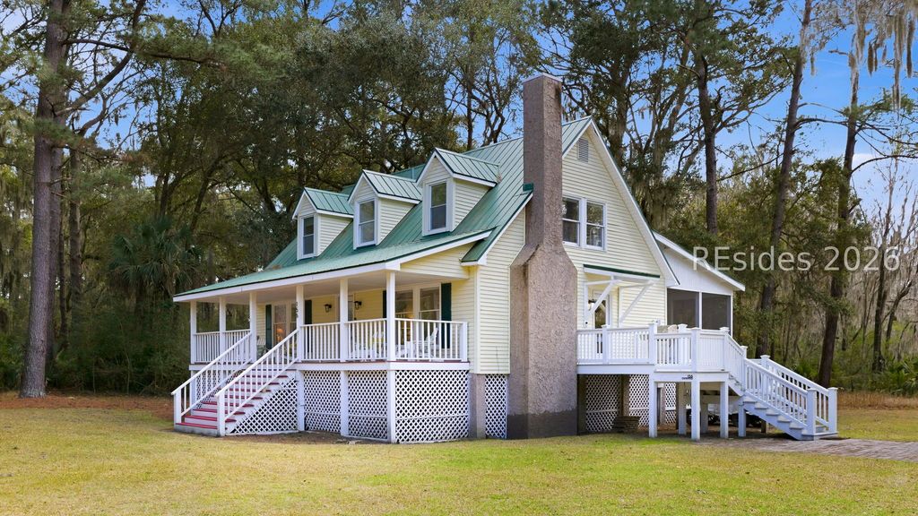 156 Carvin Rd, Daufuskie Island, SC 29915