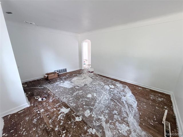3220 W Ridgeway Avenue, Flint, MI 48504
