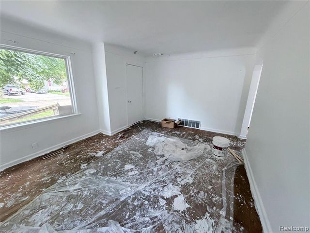 3220 W Ridgeway Avenue, Flint, MI 48504