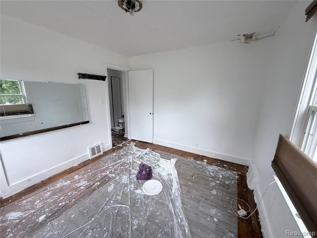 3220 W Ridgeway Avenue, Flint, MI 48504