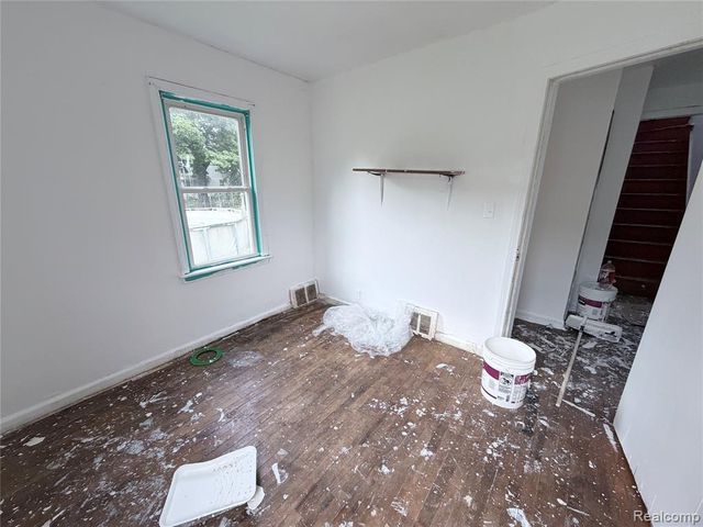 3220 W Ridgeway Avenue, Flint, MI 48504