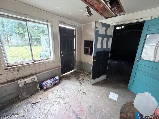 3220 W Ridgeway Avenue, Flint, MI 48504