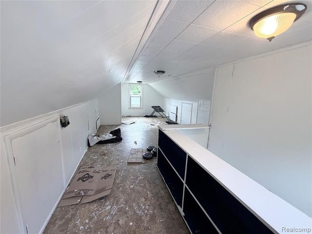 3220 W Ridgeway Avenue, Flint, MI 48504