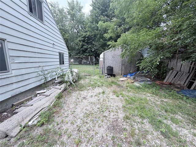 3220 W Ridgeway Avenue, Flint, MI 48504