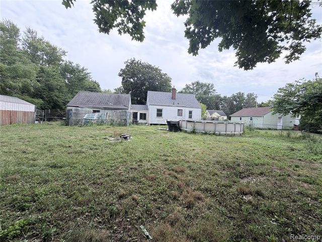 3220 W Ridgeway Avenue, Flint, MI 48504