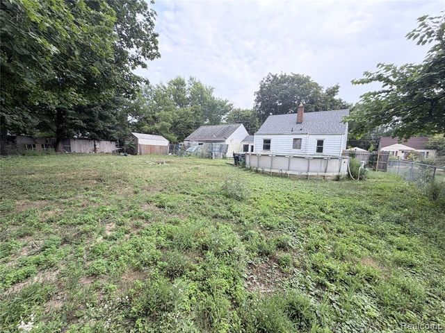 3220 W Ridgeway Avenue, Flint, MI 48504