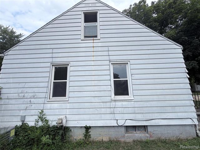 3220 W Ridgeway Avenue, Flint, MI 48504