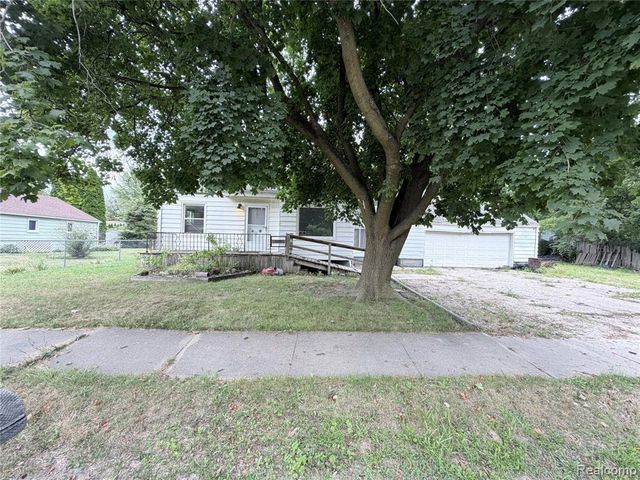 3220 W Ridgeway Avenue, Flint, MI 48504