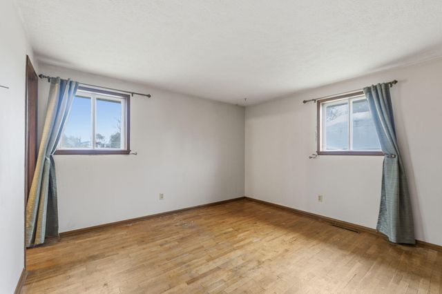 112 Grand Prairie Drive, Willard, MO 65781