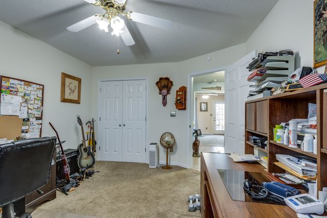 1709 Oakway Cir, Columbia, TN 38401