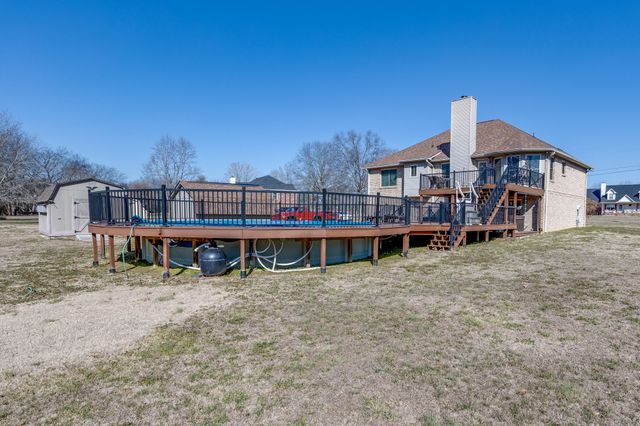 1709 Oakway Cir, Columbia, TN 38401