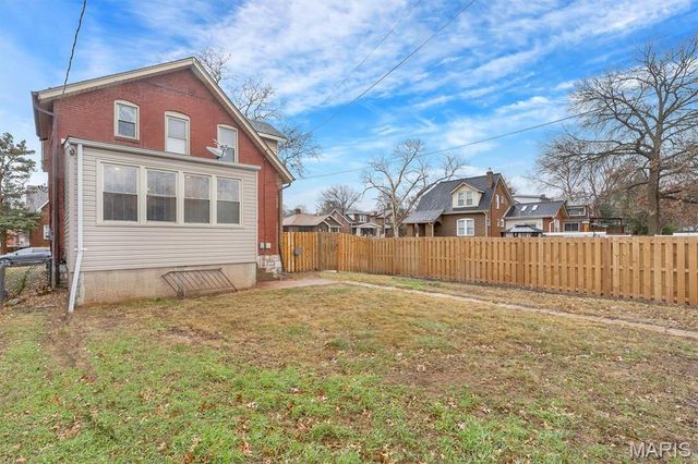 4050 Quincy Street, St Louis, MO 63116