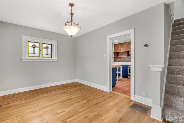 4050 Quincy Street, St Louis, MO 63116