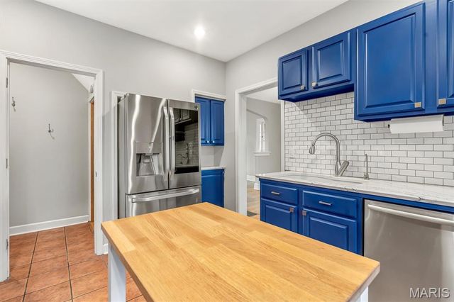 4050 Quincy Street, St Louis, MO 63116