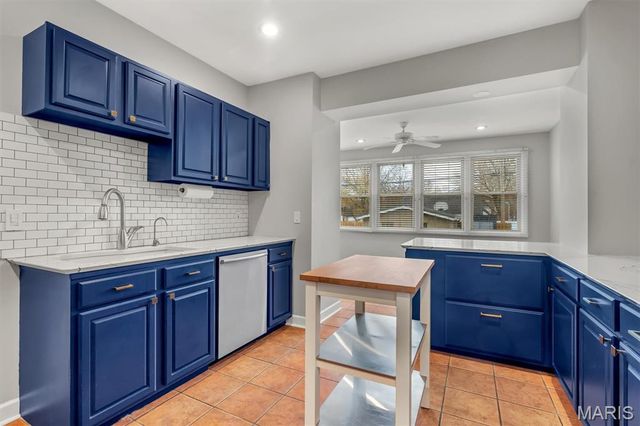 4050 Quincy Street, St Louis, MO 63116