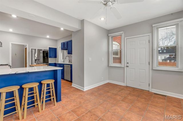 4050 Quincy Street, St Louis, MO 63116