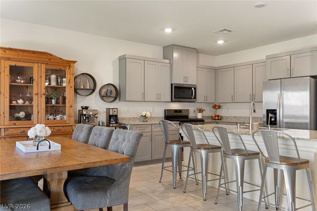 1892 Lawley Cove Place, North Las Vegas, NV 89084