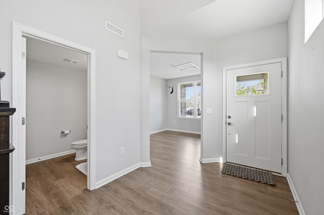 4955 Oak Hill Drive, Lebanon, IN 46052