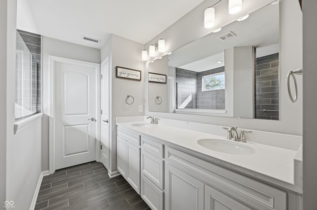 4955 Oak Hill Drive, Lebanon, IN 46052