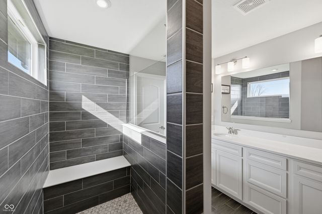 4955 Oak Hill Drive, Lebanon, IN 46052