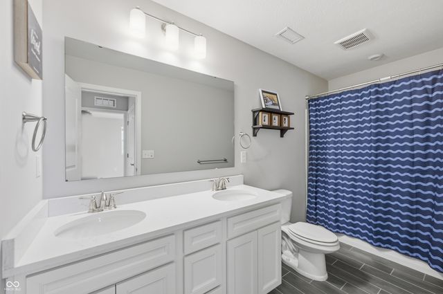 4955 Oak Hill Drive, Lebanon, IN 46052