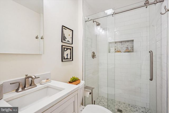 1605 DUNTERRY PL, Mclean, VA 22101