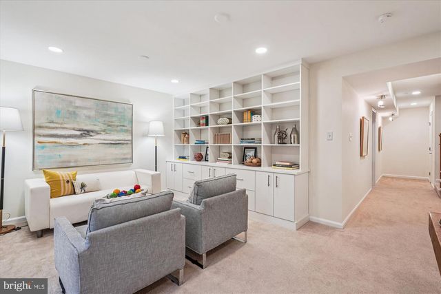 1605 DUNTERRY PL, Mclean, VA 22101