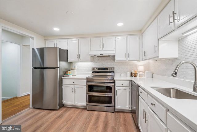 1605 DUNTERRY PL, Mclean, VA 22101