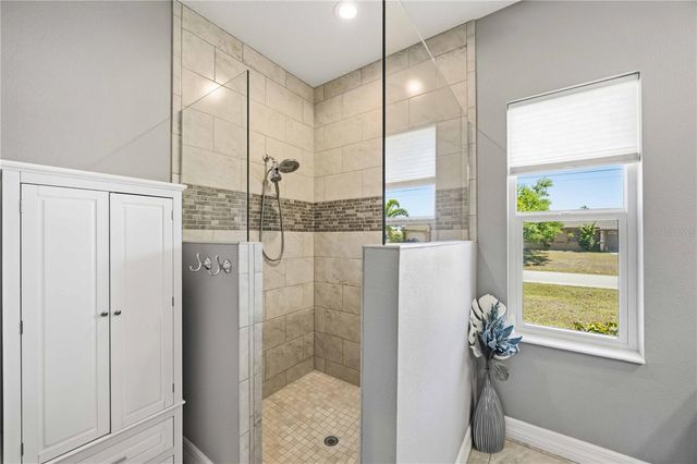 18042 PETOSKEY CIRCLE, Port Charlotte, FL 33948
