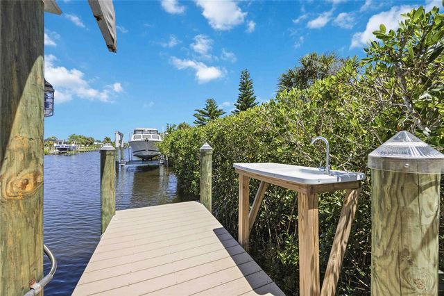 18042 PETOSKEY CIRCLE, Port Charlotte, FL 33948
