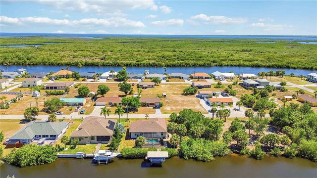 18042 PETOSKEY CIRCLE, Port Charlotte, FL 33948