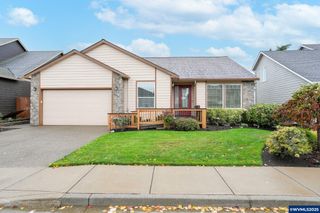 945 Caradon Ct NW, Salem, OR 97304