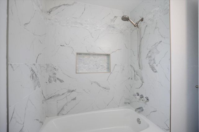 3485 ROSLYN ROAD, Venice, FL 34293