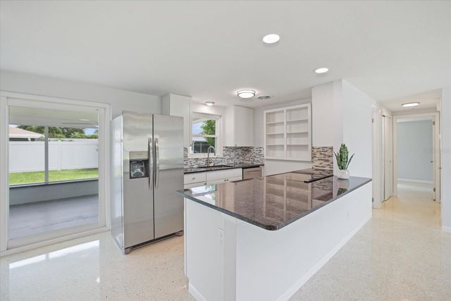 3485 ROSLYN ROAD, Venice, FL 34293