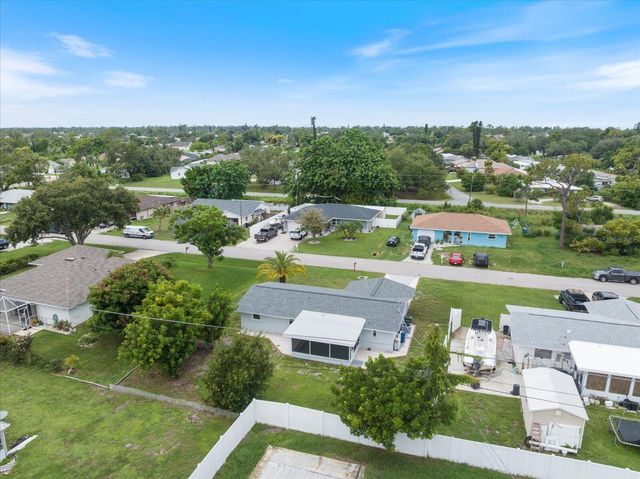 3485 ROSLYN ROAD, Venice, FL 34293