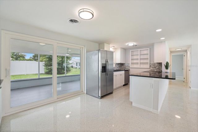 3485 ROSLYN ROAD, Venice, FL 34293