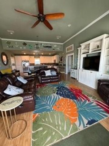 981 South Stingaree Drive, Crystal Beach, TX 77650