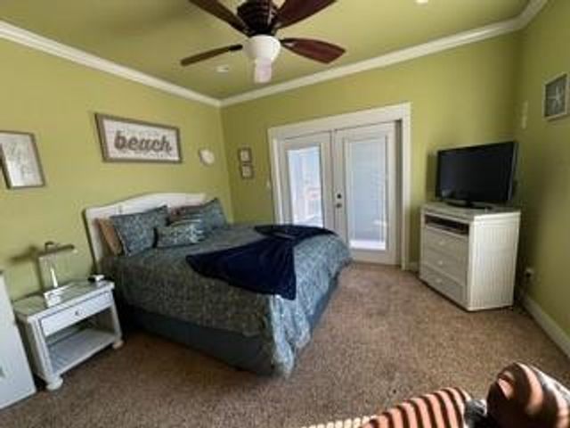 981 South Stingaree Drive, Crystal Beach, TX 77650
