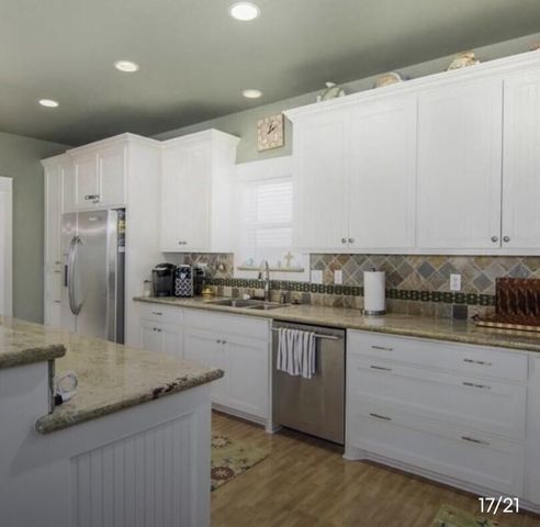 981 South Stingaree Drive, Crystal Beach, TX 77650