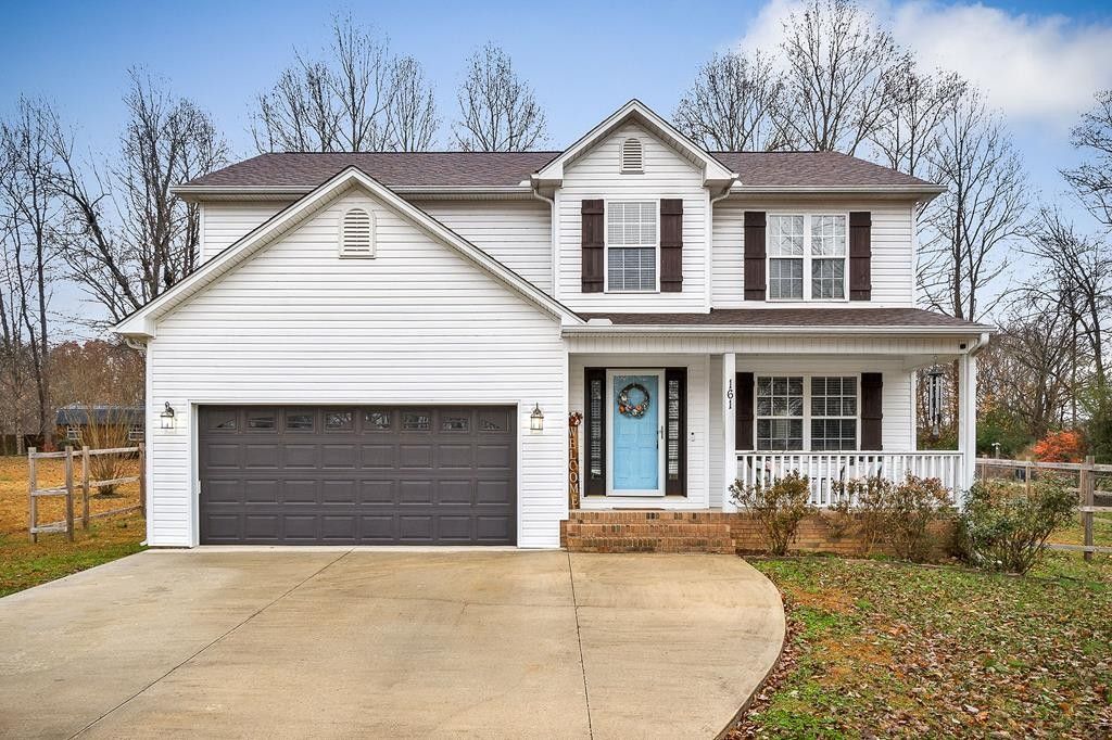 161 Echo Valley Dr, Cookeville, TN 38501