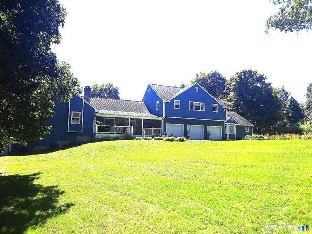 121 Picketts Ridge Road, Redding, CT 06896