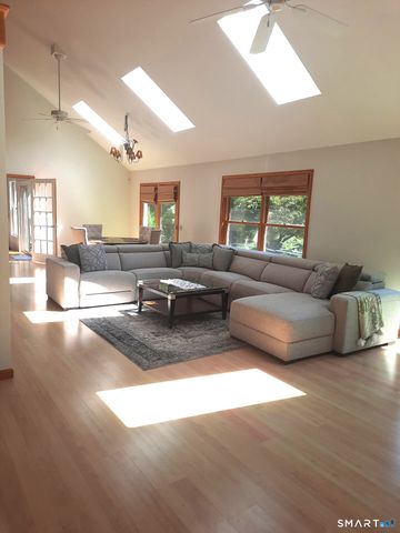 121 Picketts Ridge Road, Redding, CT 06896