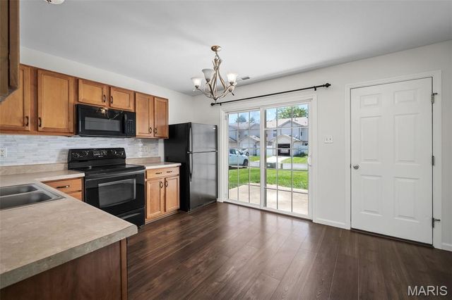 1109 Ridgeway Drive, Lake St Louis, MO 63367